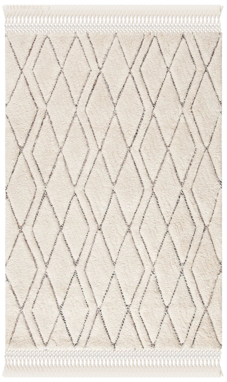 Safavieh Casablanca 4'-0" x 6'-0" Rug in Ivory / Grey