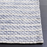 Safavieh Marbella 4'-0" x 6'-0" Rug in Blue / Ivory