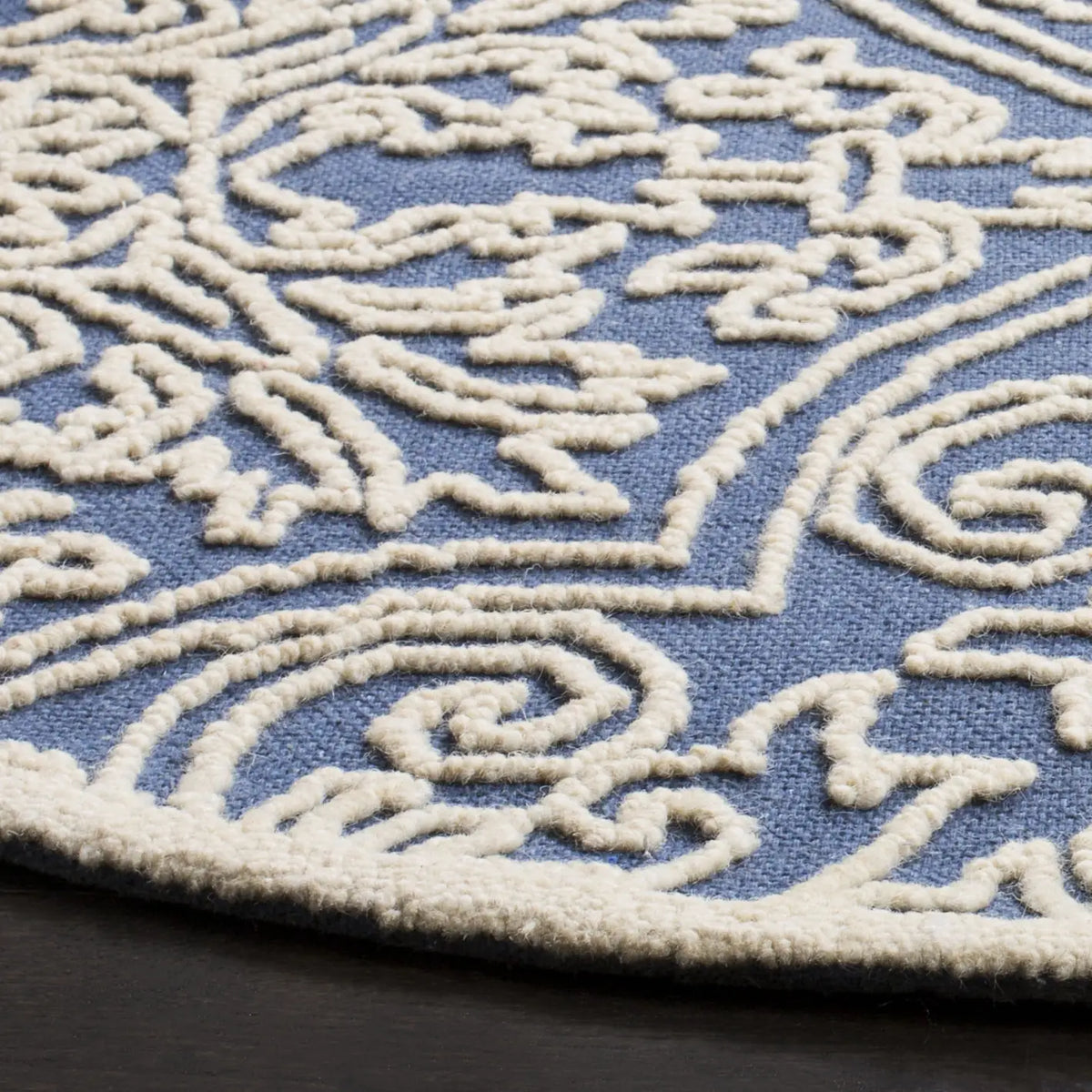 Safavieh Trace 6'-0" x 6'-0" Rug in Blue / Ivory