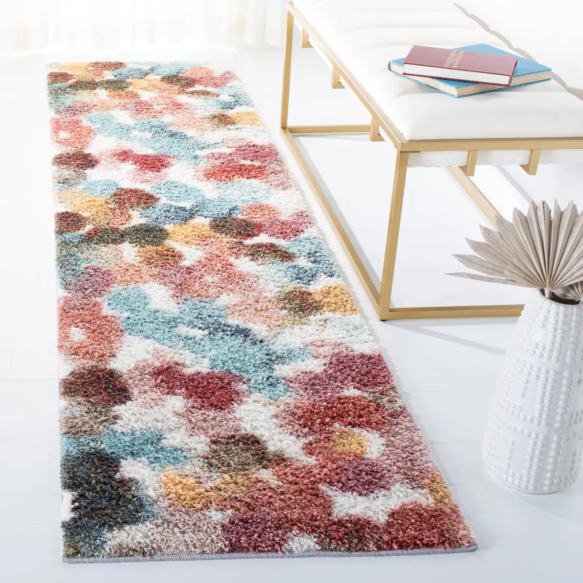 Safavieh Calista 2'-3" x 7'-0" Rug in Red / Blue