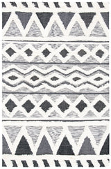 Safavieh Natura 4'-0" x 6'-0" Rug in Ivory / Black
