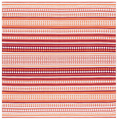 Safavieh Montauk 6'-0" x 6'-0" Rug in Orange / Ivory