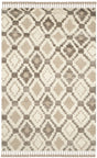 Safavieh Kenya 6'-0" x 9'-0" Rug in Natural