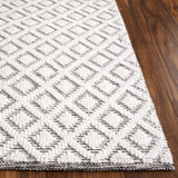Safavieh Vermont 4'-0" x 6'-0" Rug in Ivory / Grey