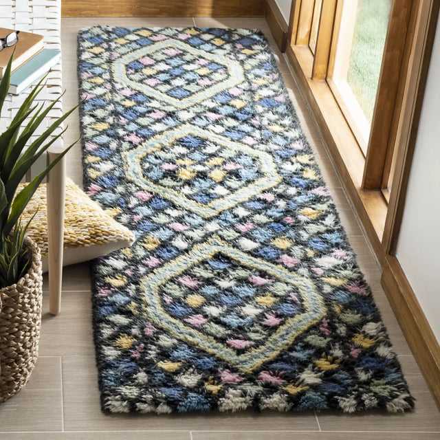 Safavieh Casablanca 2'-3" x 8'-0" Rug in Blue / Gold