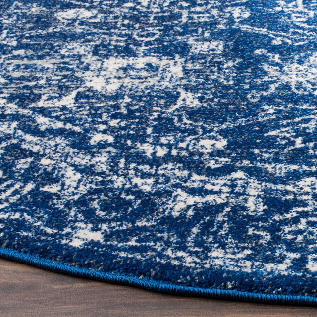 Safavieh Evoke 5'-3" x 5'-3" Rug in Navy / Ivory