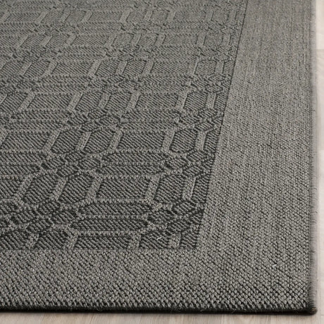 Safavieh Palm Beach 4'-0" x 6'-0" Rug in Ash