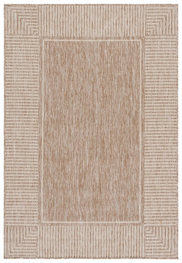 Safavieh Beach House 4'-0" x 6'-0" Rug in Beige / Light Beige