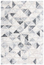 Safavieh Berber Shag 4'-5" x 6'-5" Rug in Grey / Ivory