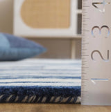 Safavieh Bellagio 4'-0" x 6'-0" Rug in Blue / Ivory