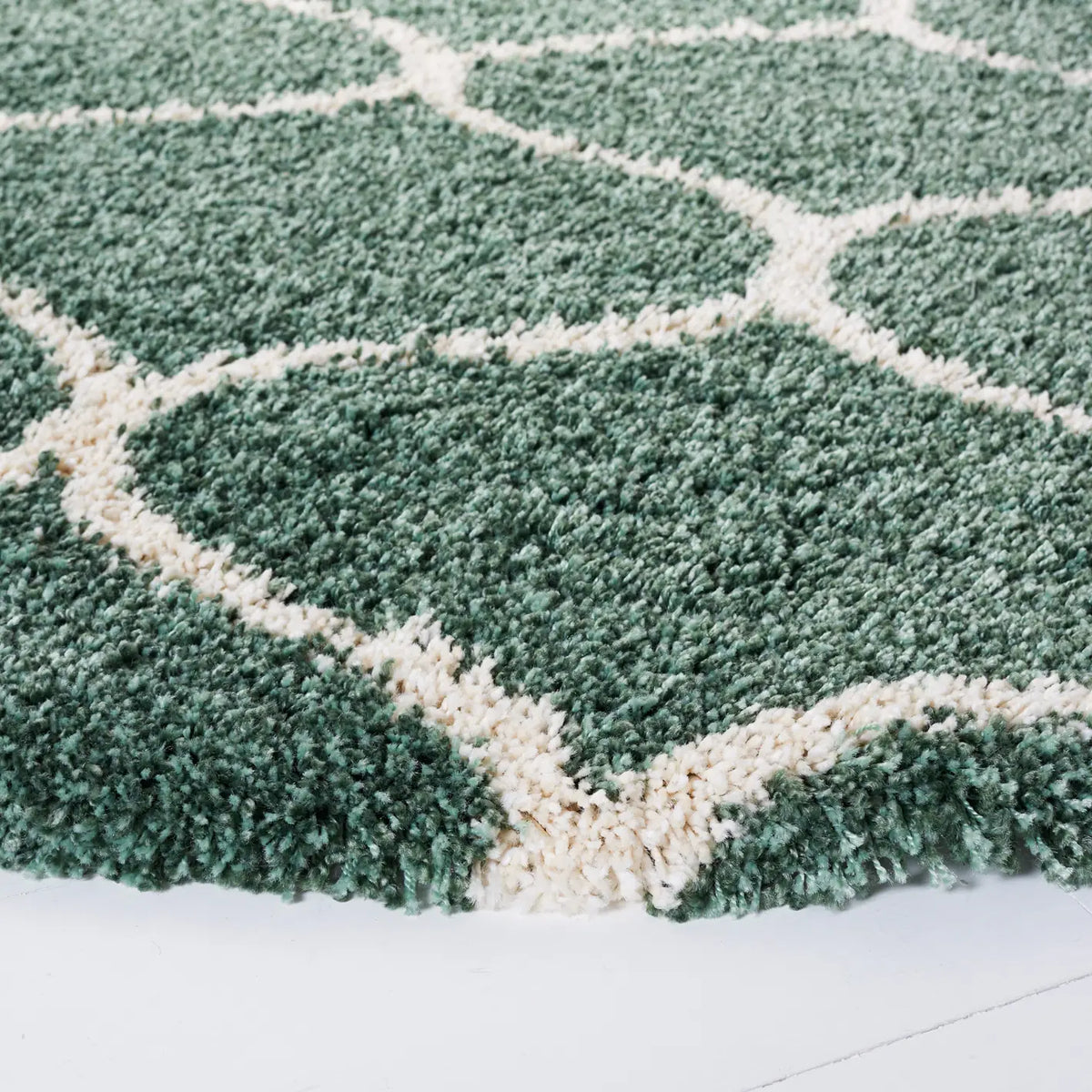 Safavieh Hudson Shag 7'-0" x 7'-0" Rug in Light Green / Ivory
