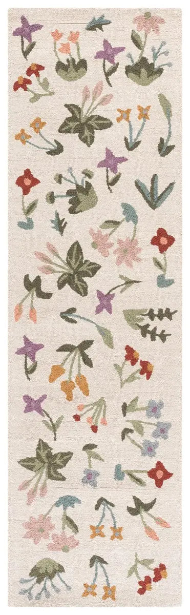 Safavieh Martha Stewart 2'-3" x 8'-0" Rug in Ivory / Green