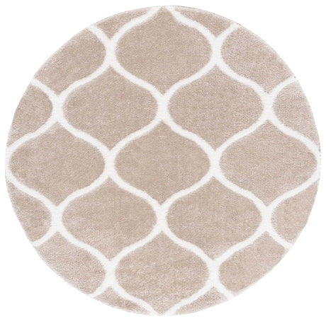 Safavieh Tahoe Shag 6'-7" x 6'-7" Rug in Beige / White