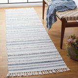 Safavieh Kilim 2'-3" x 8'-0" Rug in Ivory / Grey