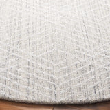Safavieh Abstract 6'-0" x 6'-0" Rug in Silver / Ivory