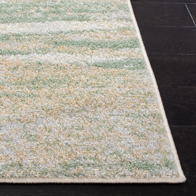 Safavieh Adirondack 4'-0" x 6'-0" Rug in Ivory / Gold