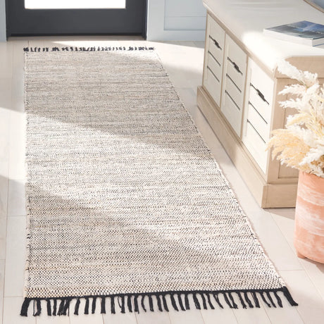Safavieh Rag Rug 2'-3" x 8'-0" Rug in Ivory / Black