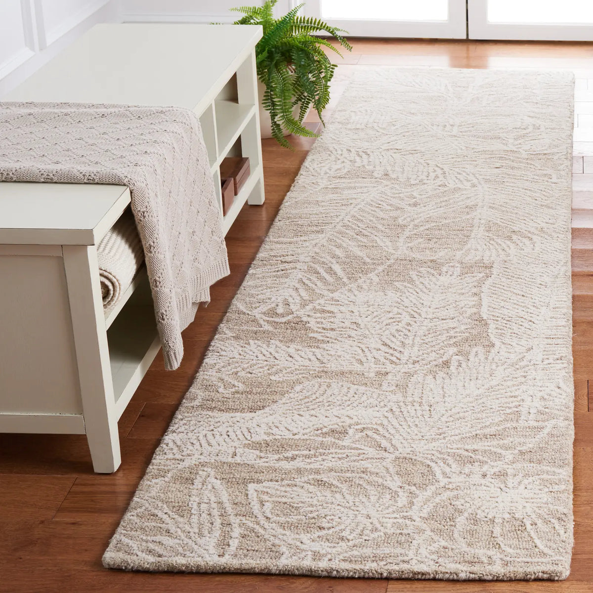 Safavieh Metro 2'-3" x 9'-0" Rug in Beige / Ivory