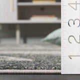 Safavieh Adirondack 4'-0" x 6'-0" Rug in Ivory / Green