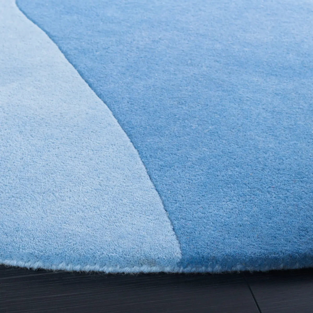 Safavieh Fifth Avenue 5'-0" x 5'-0" Rug in Blue