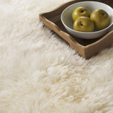 Safavieh Sheep Skin 3'-7" x 6'-0" Rug in Natural