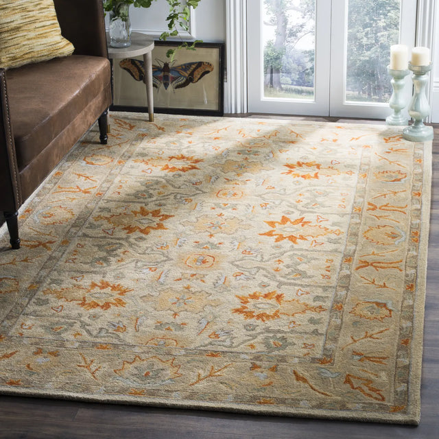 Safavieh Antiquity 6'-0" x 9'-0" Rug in Beige / Multi