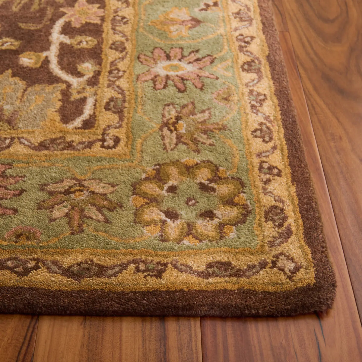 Safavieh Antiquity 5'-0" x 8'-0" Rug in Chocolate / Blue