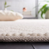Safavieh Natura 4'-0" x 6'-0" Rug in Ivory