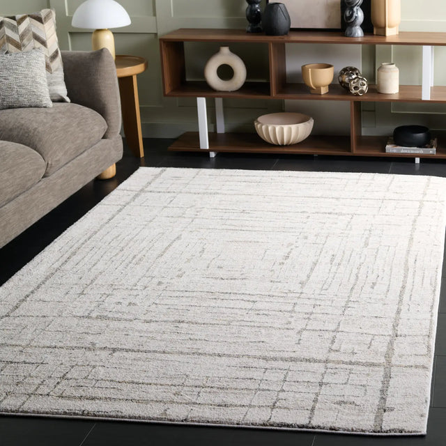 Safavieh Northport 4'-0" x 6'-0" Rug in Ivory / Grey