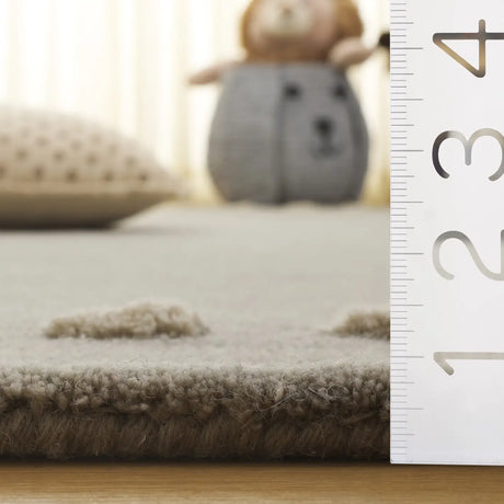 Safavieh Safavieh Kids 5'-0" x 8'-0" Rug in Grey