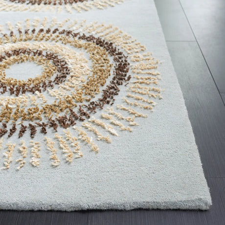 Safavieh Soho 5'-0" x 8'-0" Rug in Light Blue / Multi