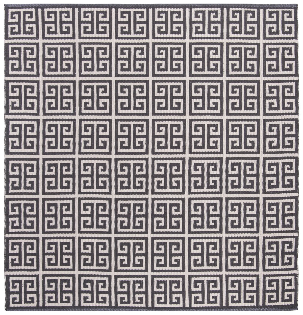 Safavieh Montauk 6'-0" x 6'-0" Rug in Dark Grey / Ivory