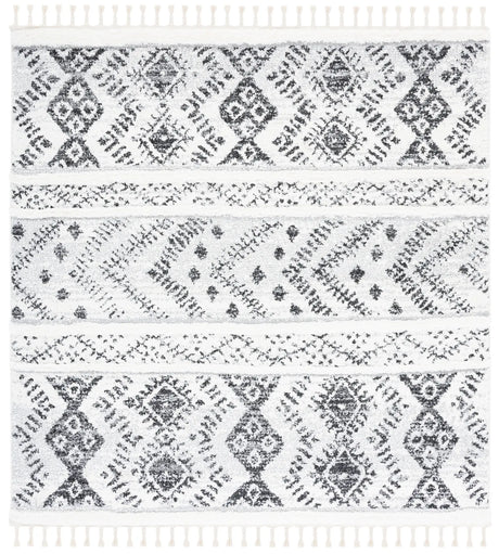 Safavieh Moroccan Tassel Shag 6'-7" x 6'-7" Rug in Ivory / Grey