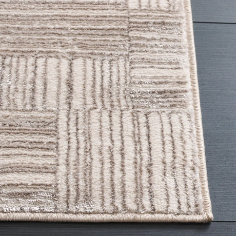 Safavieh Orchard 4'-0" x 6'-0" Rug in Grey / Ivory