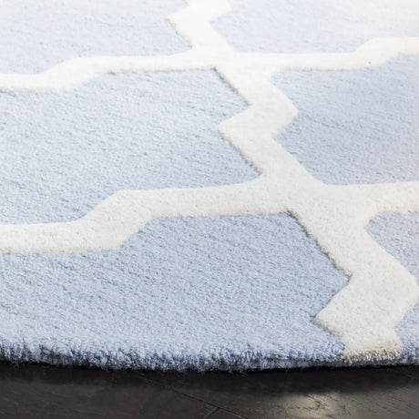Safavieh Cambridge 6'-0" x 6'-0" Rug in Light Blue / Ivory