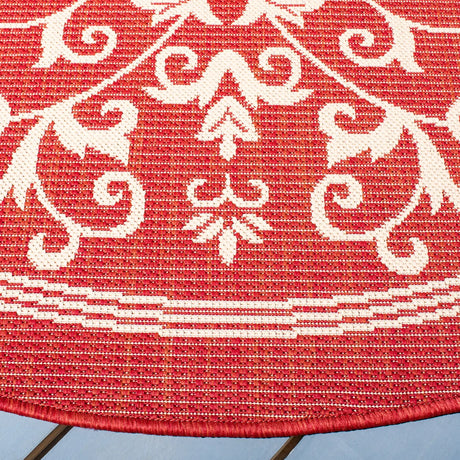 Safavieh Courtyard 6'-7" x 6'-7" Rug in Red / Natural