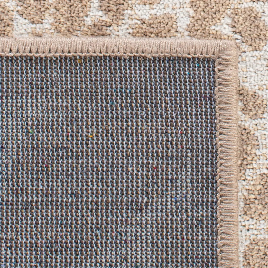 Safavieh Atlas 2'-7" x 4'-0" Rug in Camel / Stone