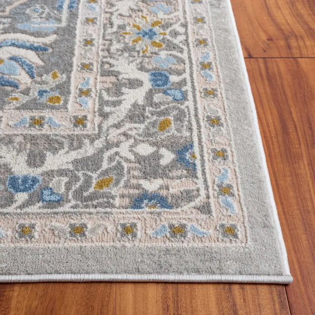 Safavieh Palma 5'-3" x 7'-6" Rug in Grey