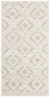 Safavieh Skyler 2'-0" x 4'-0" Rug in Ivory / Grey