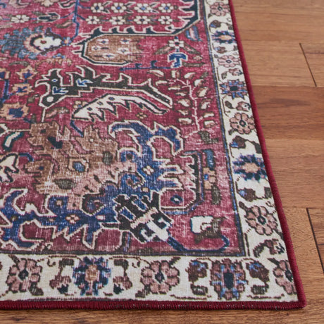 Safavieh Tucson 4'-0" x 6'-0" Rug in Red / Beige