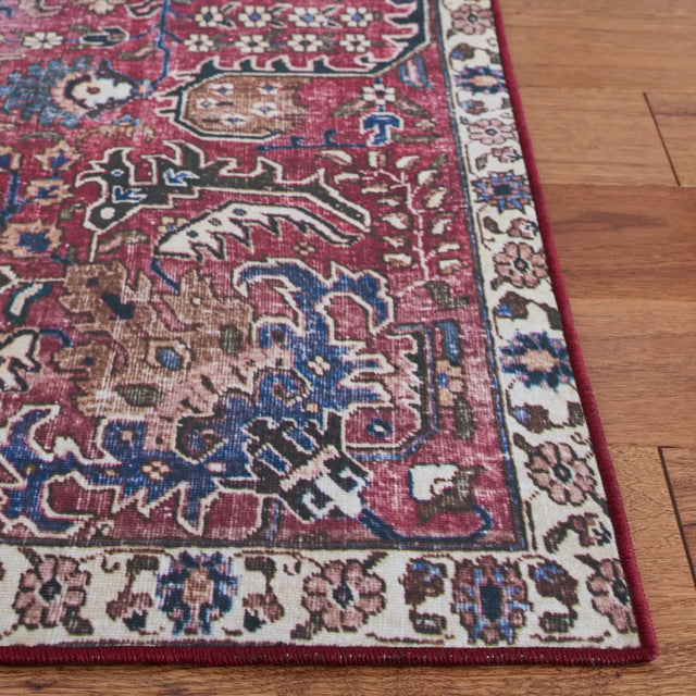 Safavieh Tucson 4'-0" x 6'-0" Rug in Red / Beige