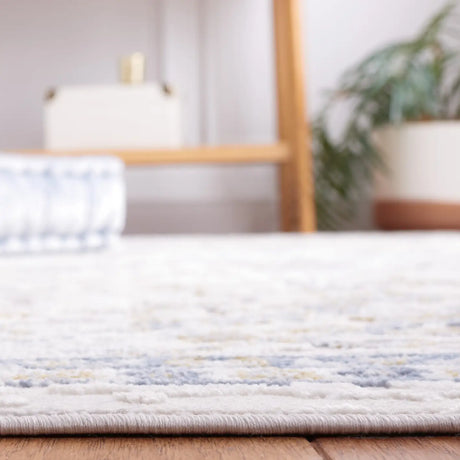 Safavieh Palma 4'-0" x 6'-0" Rug in Beige / Light Blue