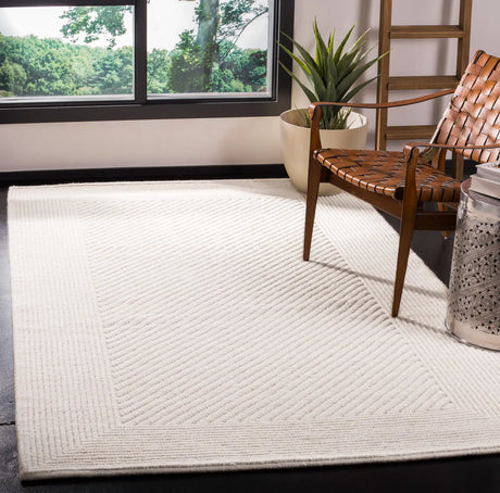 Safavieh Natura 4'-0" x 6'-0" Rug in Ivory
