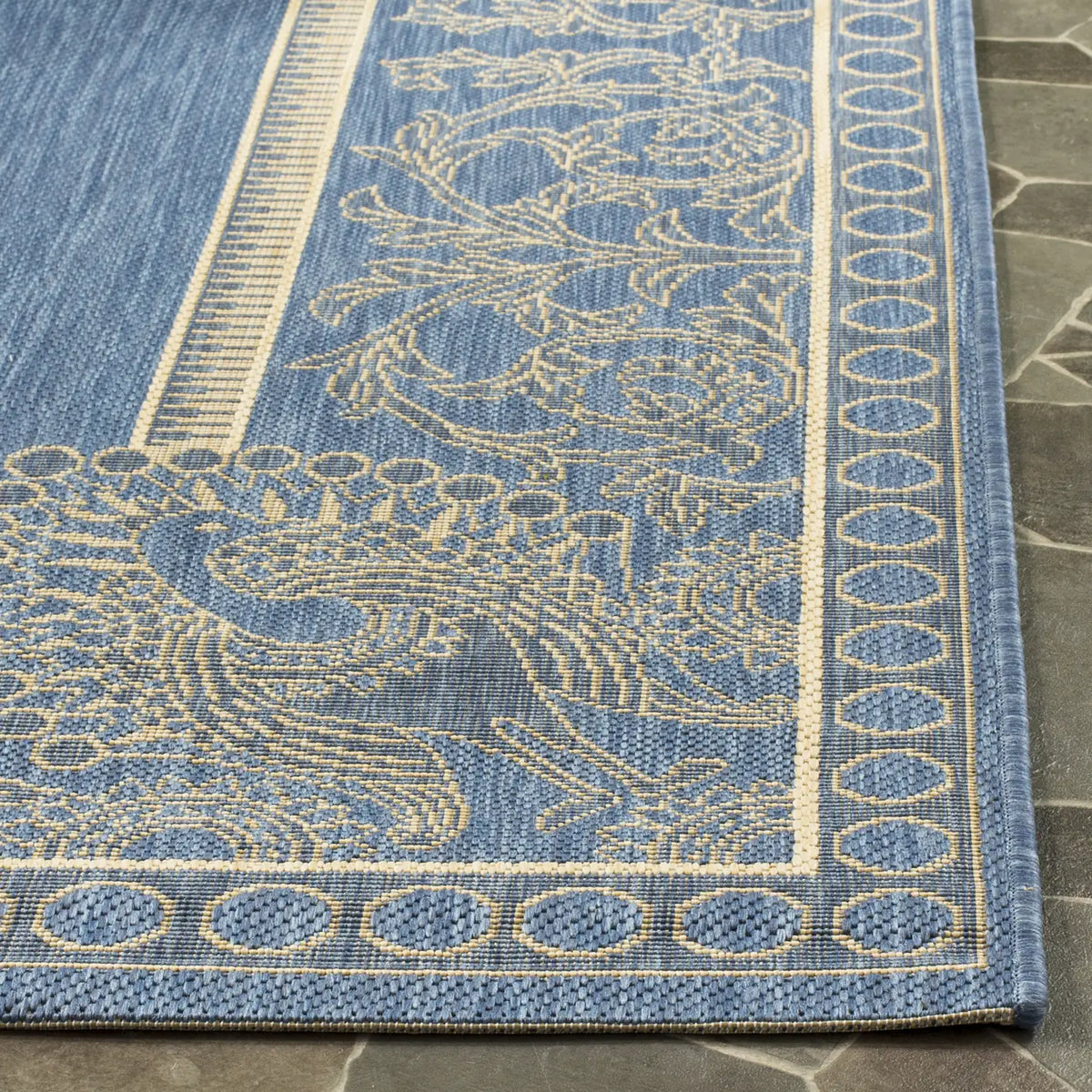 Safavieh Courtyard 5'-3" x 7'-7" Rug in Blue / Natural