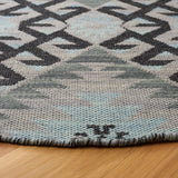 Safavieh Kilim 6'-0" x 6'-0" Rug in Grey / Black