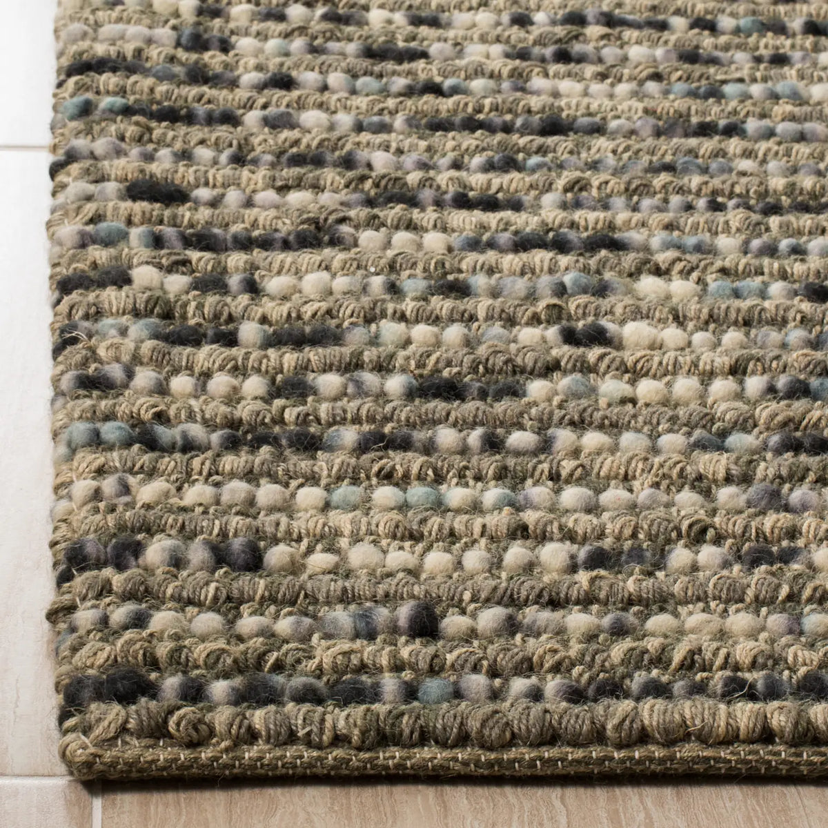 Safavieh Bohemian 4'-0" x 6'-0" Rug in Grey / Multi
