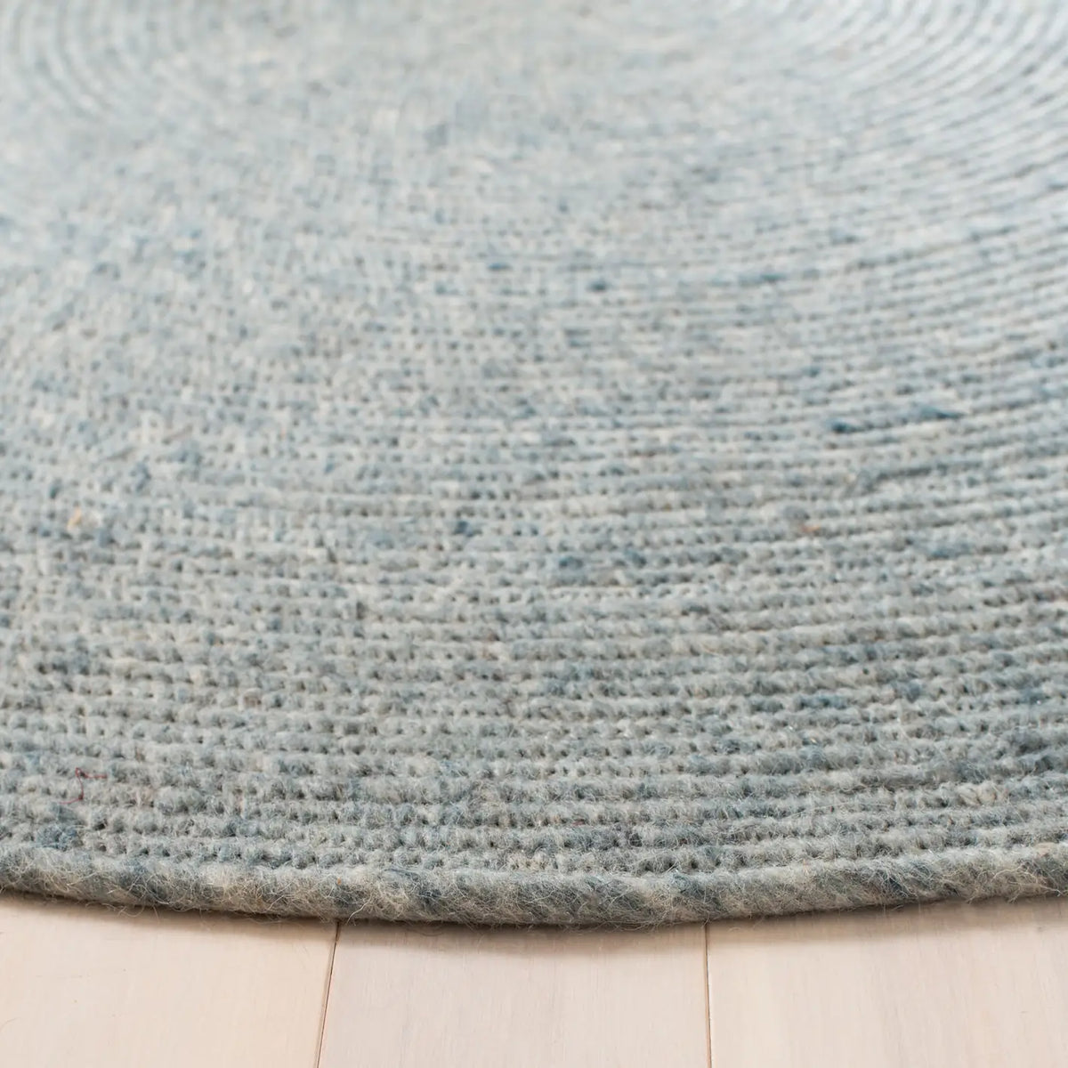 Safavieh Braided 3'-0" x 3'-0" Rug in Turquoise