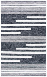 Safavieh Striped Kilim 4'-0" x 6'-0" Rug in Ivory / Black