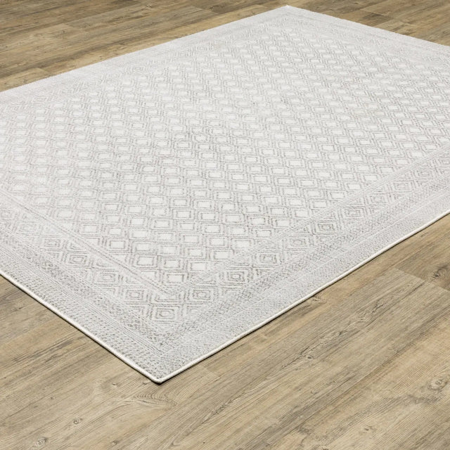 Oriental Weavers Montecito 094W8 White/ Grey Rug - angle detail