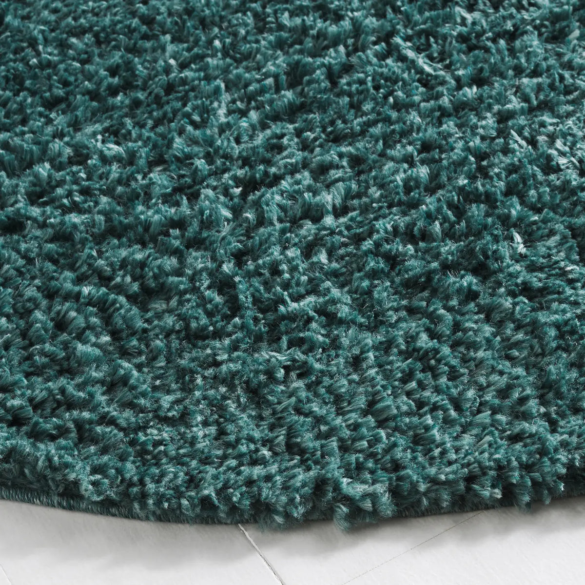 Safavieh August Shag 900 6'-7" x 6'-7" Rug in Green